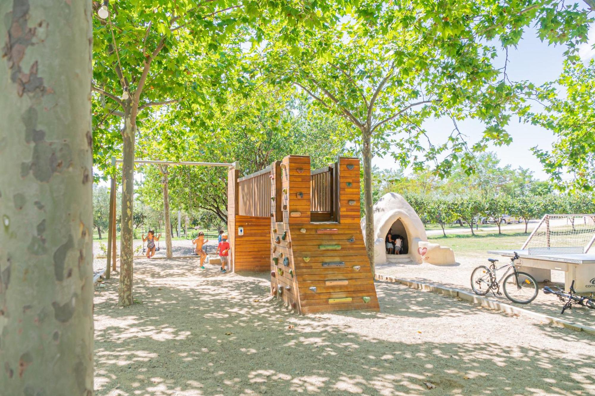 ホテル Ecologic Vinyols Camp Vinyols i Els Arcs エクステリア 写真